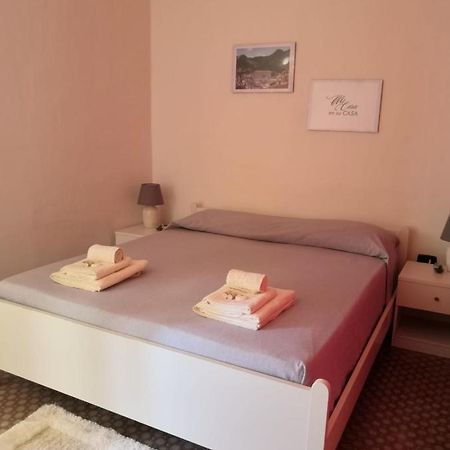Monolocale Nel Centro Storico Bed & Breakfast Aieta ห้อง รูปภาพ