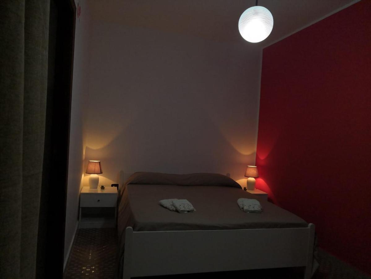 Monolocale Nel Centro Storico Bed & Breakfast Aieta ภายนอก รูปภาพ